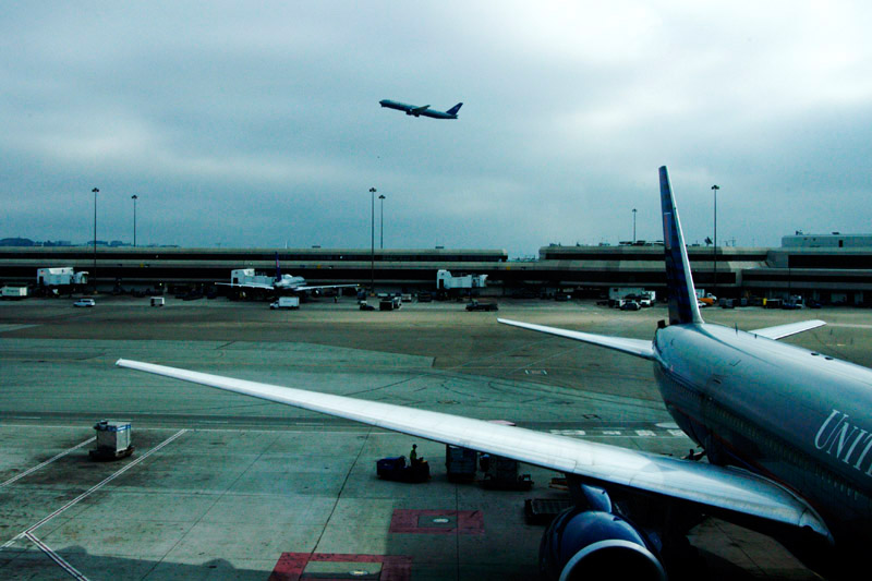 United Takeoff &copy; Dennis Mojado
