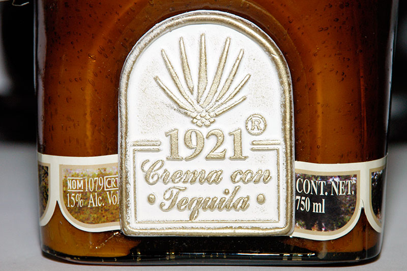 Crema con Tequila &copy; Dennis Mojado