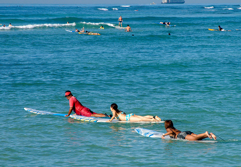 Surf Lessons &copy; Dennis Mojado