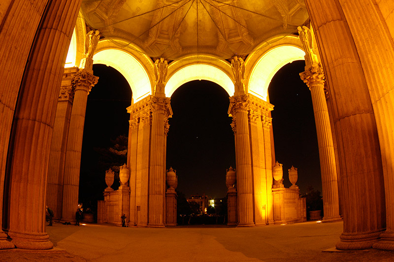 Palace of Fine Arts II &copy; Dennis Mojado