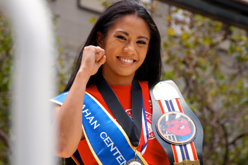 Women's Featherweight Champ &copy; Dennis Mojado
